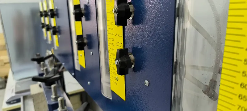 Concrete water permeability testing equipment